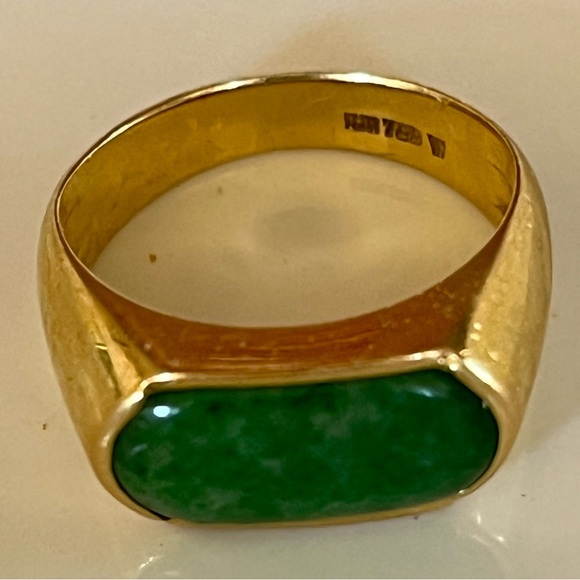 18K 750 White Gold Jade SaddleRing - Women size 66g